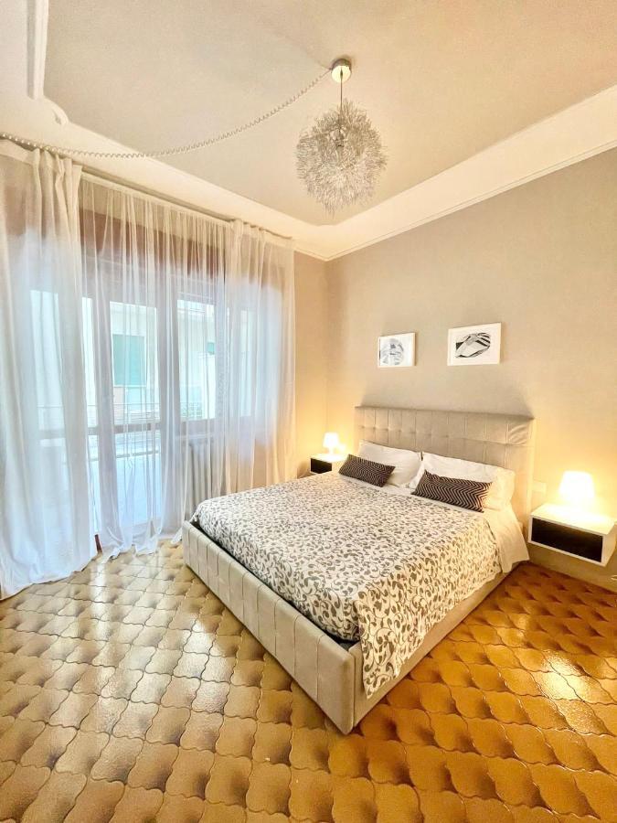 Regina Elena Apartment 2 เปสการา ภายนอก รูปภาพ