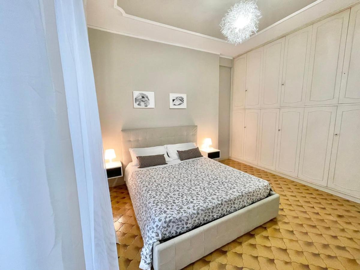 Regina Elena Apartment 2 เปสการา ภายนอก รูปภาพ